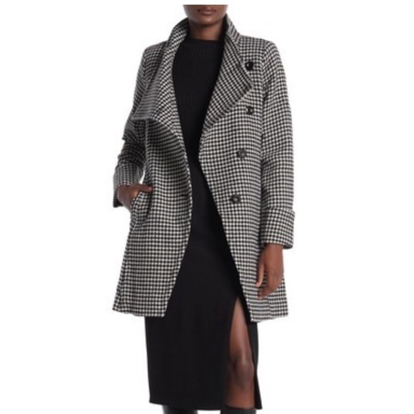 Trina Turk Jackets & Blazers - TRINA TURK FIONA WALKER DOUBLE BREASTED COAT